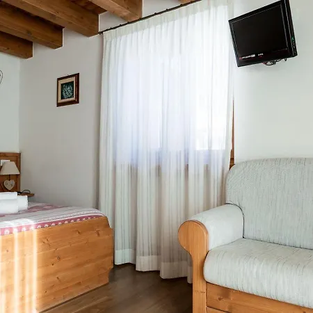Piccola Farm stay Falcade